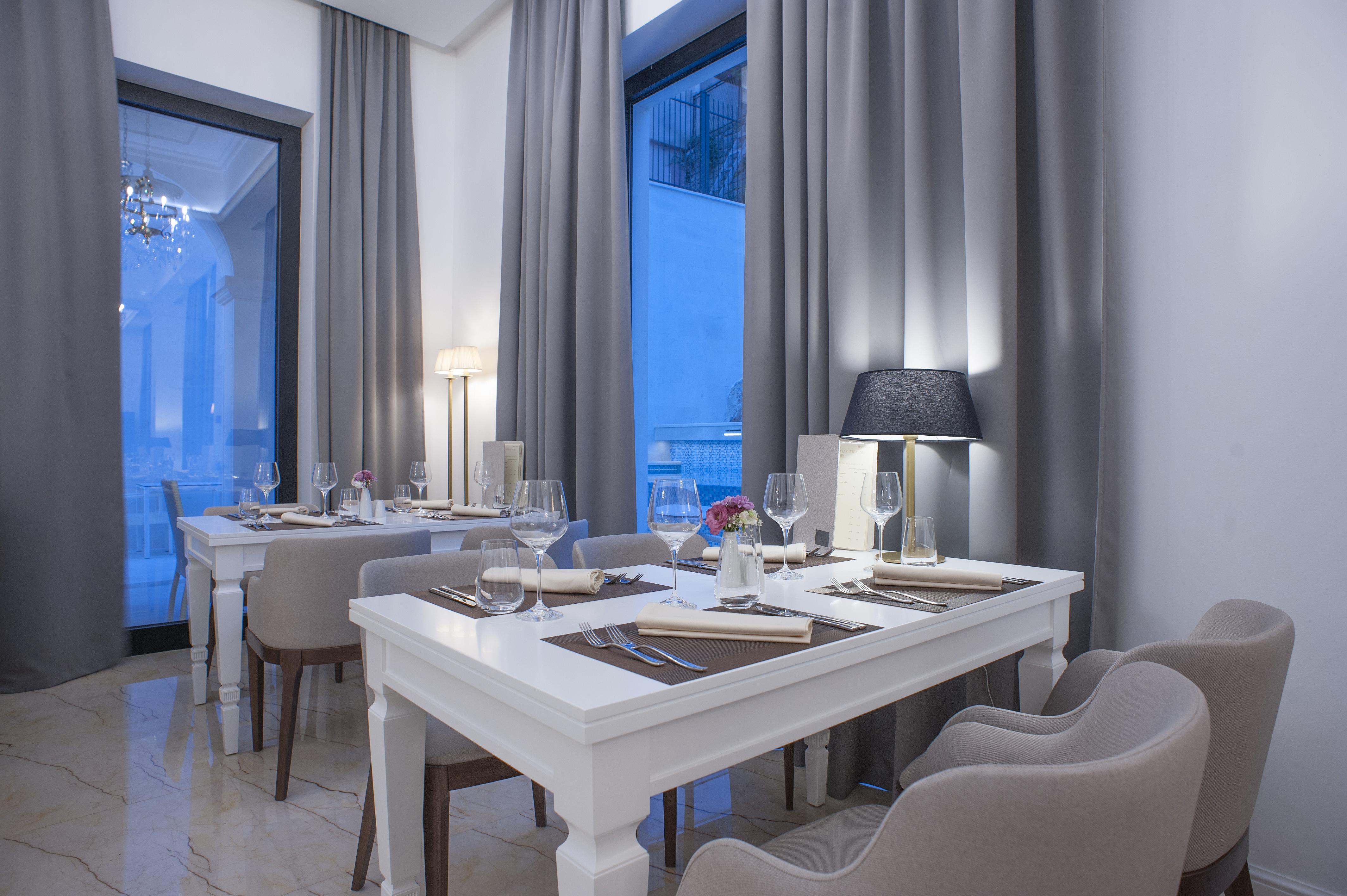 Moskva Hotel Budva