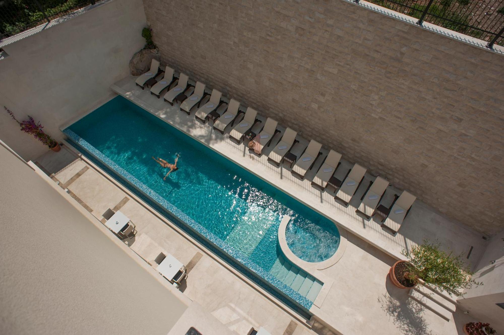 Moskva Hotel 4*